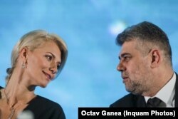 Alina Gorghiu, președintele Senatului, și Marcel Ciolacu, președintele Camerei Deputaților, doi dintre politicienii care pot grăbi adoptarea de către România a unei noi legi privind avertizorul de integritate.
