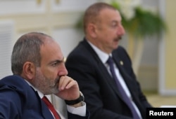 ილჰამ ალიევი და ნიკოლ ფაშინიანი