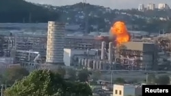 Взрыв на нефтеперерабатывающем заводе в Туапсе в результате атаки украинских дронов (Архивное фото)