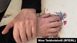 ლია, 68 წლის