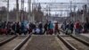  Эвакуация на вокзале Краматорска (административный центр Донецкой области Украины). 4 апреля 2022 года