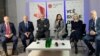 Прадстаўнікі кабінэту Азараў, Сахашчык, Латушка, Коўшык, Кавалеўскі і Ціханоўская. Архіўнае фота. 