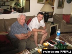 Зь Вітаўтам Кіпелем у кватэры Андрусышыных у Нью-Ёрку.