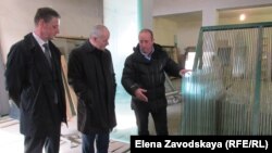 Жан-Марк Данто демонстрирует продукцию