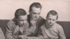 Усевалад Краўчанка з сынамі Ігарам (зьлева) і Сяргеем (справа), 1950-я гады.
