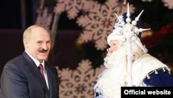 После теплых рукопожатий отношения могут быть заморожены