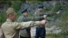 За кіпучай чэкісцкай работай, кадар зь фільму «Жоўты пясочак»