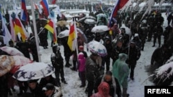 Похоже, Южная Осетия подключилась к российской практике давления на неправительственный сектор. Приняла аналогичный российскому закон о специальной регистрации и отчетности для общественных организаций, получающих гранты из-за рубежа, – т.н. иностранных агентов
