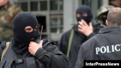 Для оппозиционного «Нацдвижения» убийство прокурора стало очередным поводом для обвинения власти в ухудшении криминогенной ситуации: с 90-х годов прошлого века в Грузии не убивали прокуроров