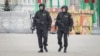 Узброеныя амапаўцы ў цэнтры сталіцы