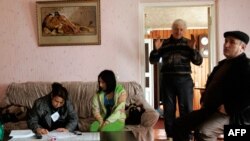 Выплата российской пенсии возобновится лишь после подтверждения факта нахождения пенсионера в живых