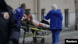 Пострадавший при взрыве в метро в Санкт-Петербурге