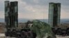 Ресейдің Украинадан аннексиялаған Қырым түбегіне орнатқан С-400 зымырандары. 2017 жыл. 