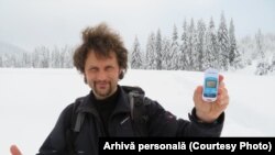 Meteorologul Zsombor Orban, după ce aparatul de înregistrare a consemnat într-o dolină din platoul Padiș valoarea de -39.6 grade, cu aproape 1 grad mai scăzută decât cea a recordului din Bod. Recordul său nu a urmat însă pașii necesari omologării.