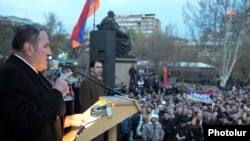 ოპოზიციის მიტინგი სომხეთში