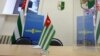 Адвокаты обвинили генпрокурора в том, что, проводя пресс-конференцию, он стремился не проинформировать общество, а «преследовал иную цель» – создать сенсацию и привлечь к себе внимание