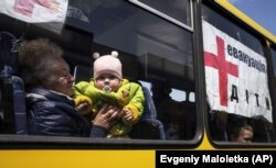Эвакуация детей (иллюстративное фото)