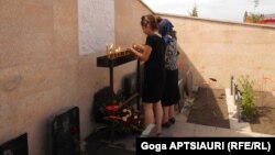 8 აგვისტო შინდისის ბრძოლის გმირების მემორიალთან