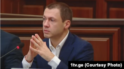 გიორგი ბაჩიაშვილი თბილისის საქალაქო სასამართლოს დარბაზში, იანვარი, 2025 წელი