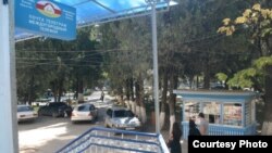 С 18 сентября граждане Южной Осетии смогут подавать уведомления о двойном гражданстве, не выезжая за ее пределы. Несколько представителей североосетинского отделения почты России будут принимать уведомления в здании цхинвальского почтамта