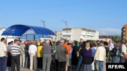 Стыхійны мітынг супраць будаўніцтва заводу, 2 чэрвеня 2010 г.