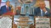 Самарқанда кәсіпкерлер сатып отырған Өзбекстан тұңғыш президенті марқұм Ислам Каримовтің бейнесі мен "сөзі" жазылған заттардың бірі.