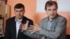 Анатоль Лябедзька (справа) і яго намесьнік Уладзімер Вуек на прэсавай канфэрэнцыі ў Берасьці