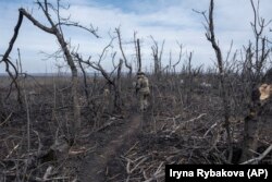 Украінскі вайсковец каля Кляшчэеўкі ў сакавіку 2024